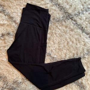 Fabletics 7/8 maternity leggings